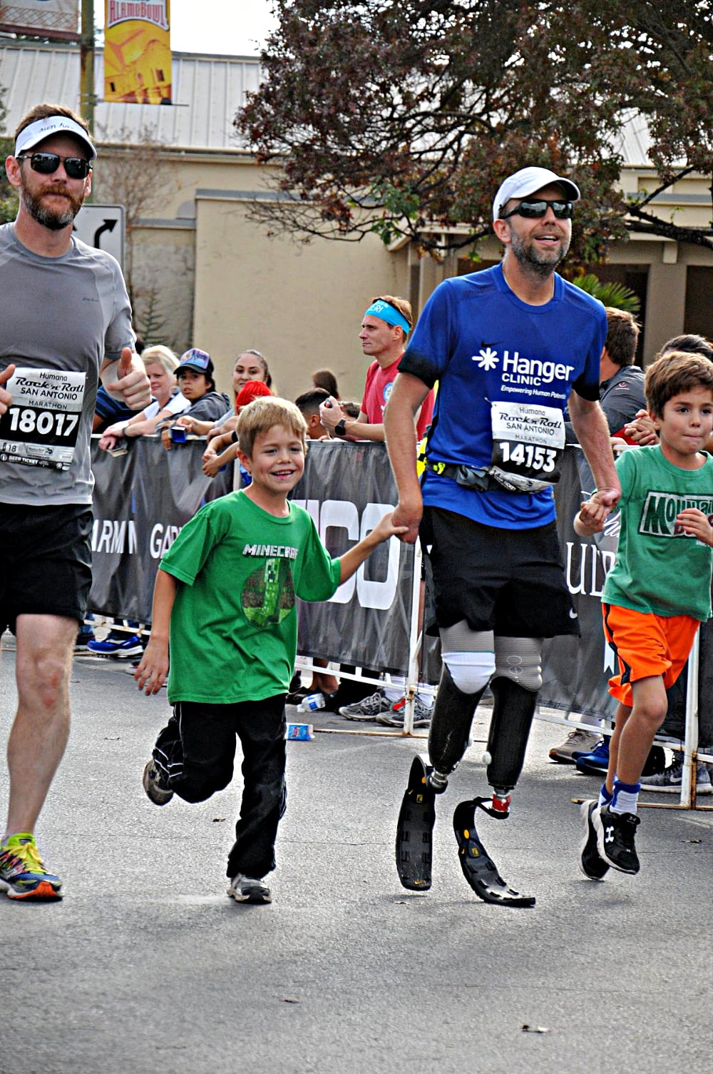 ian warshak running with sons